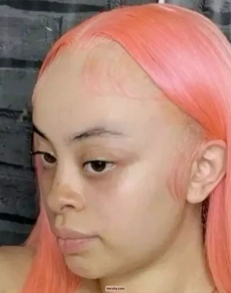 Ice Spice with no makeup