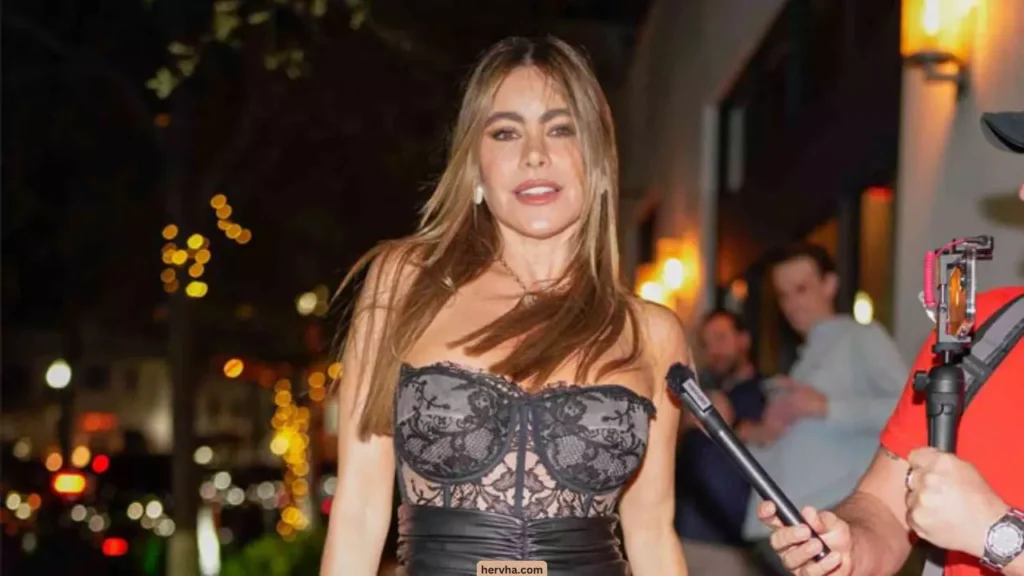 Sofia Vergara’s Corset & Leather Look